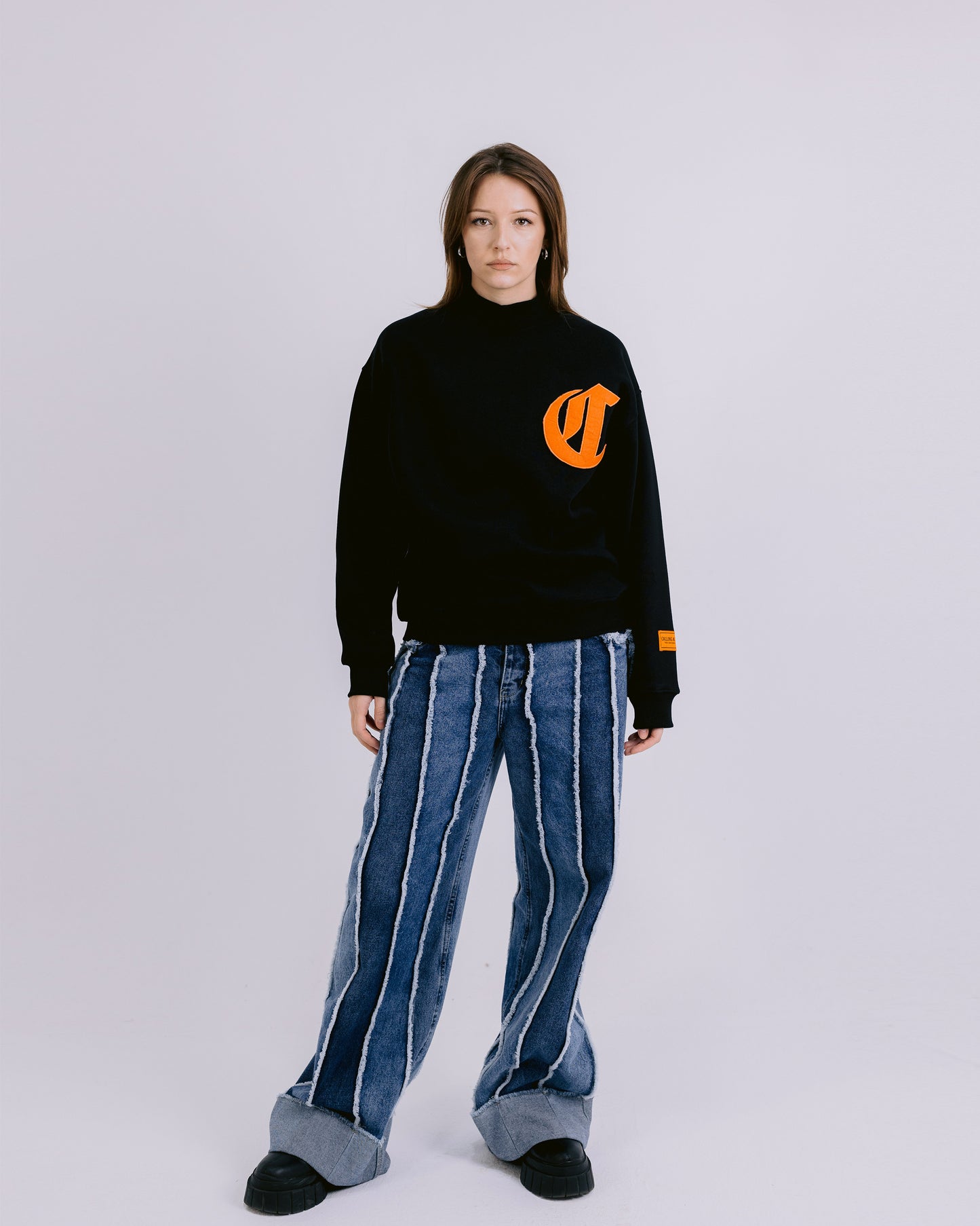 "INITIAL" CREWNECK