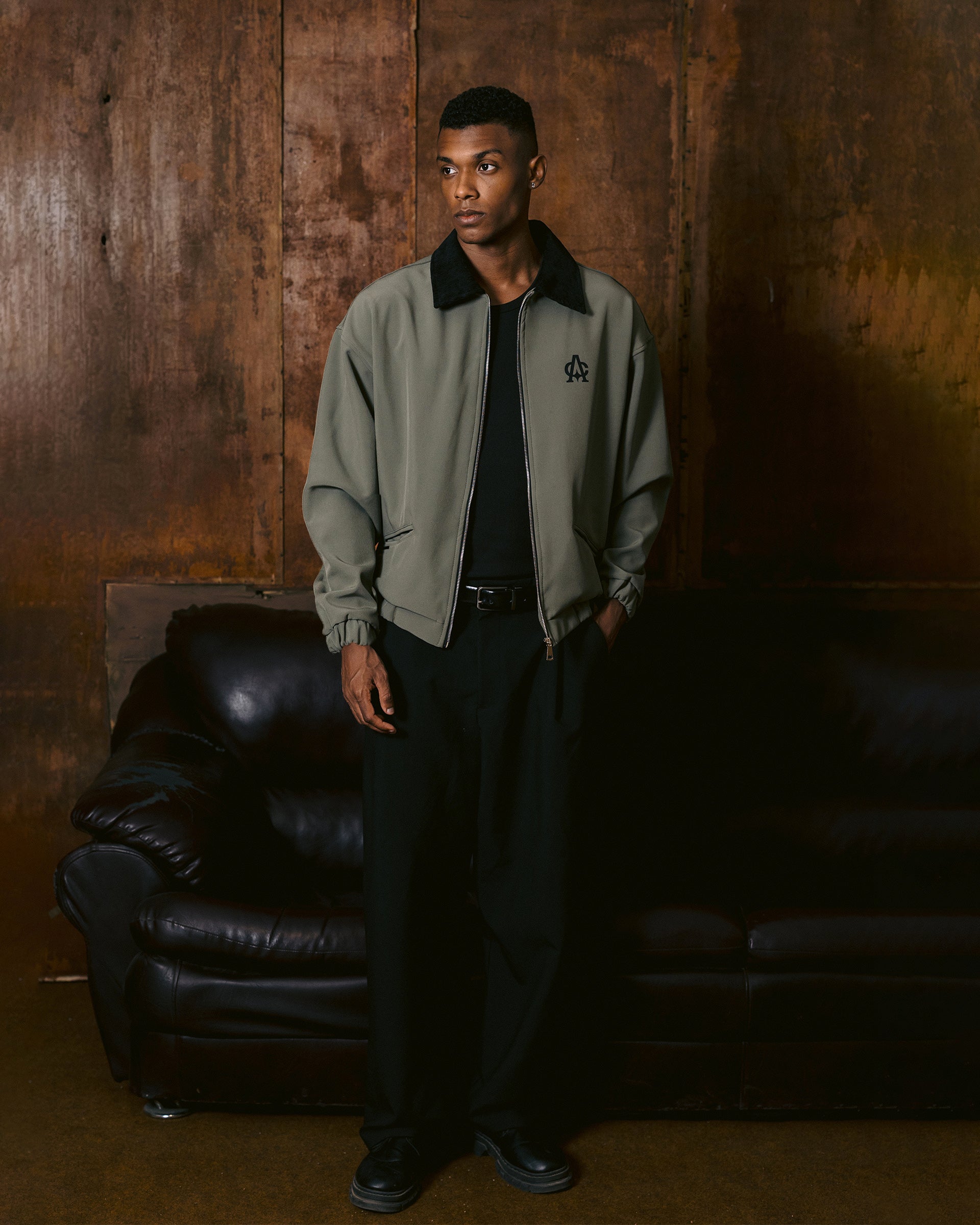 ICONIQUE BOMBER JACKET