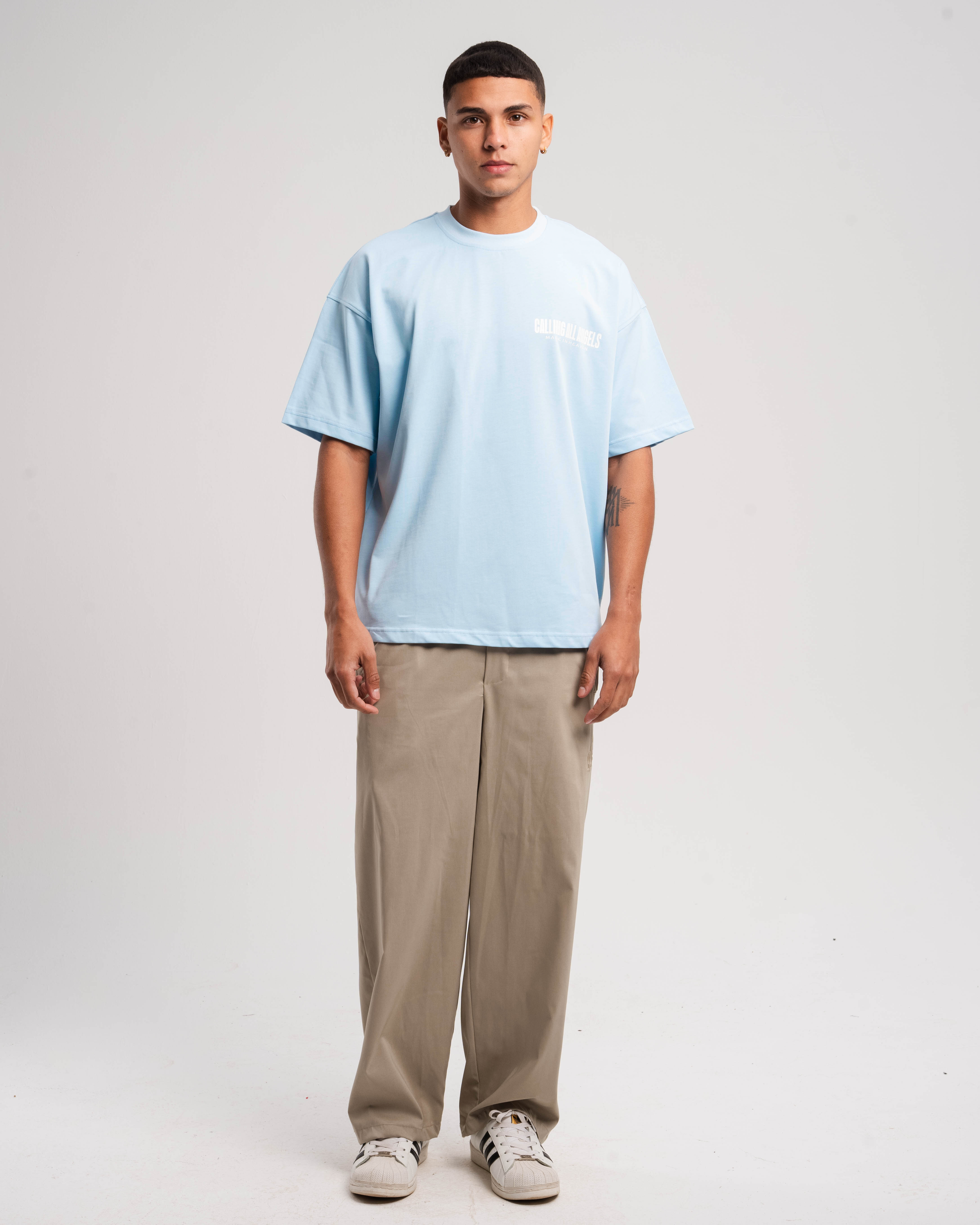 LES CLASSIQUES TEE