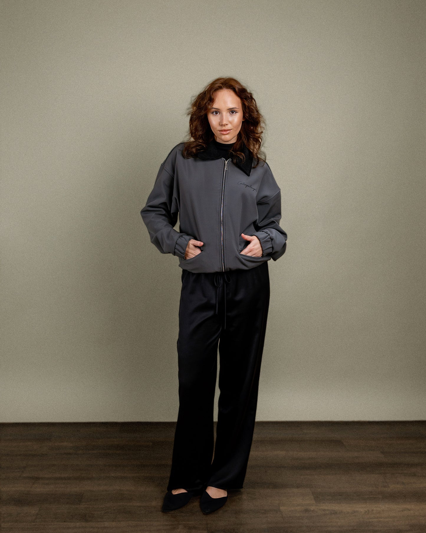 SIGNATURE BOMBER JACKET