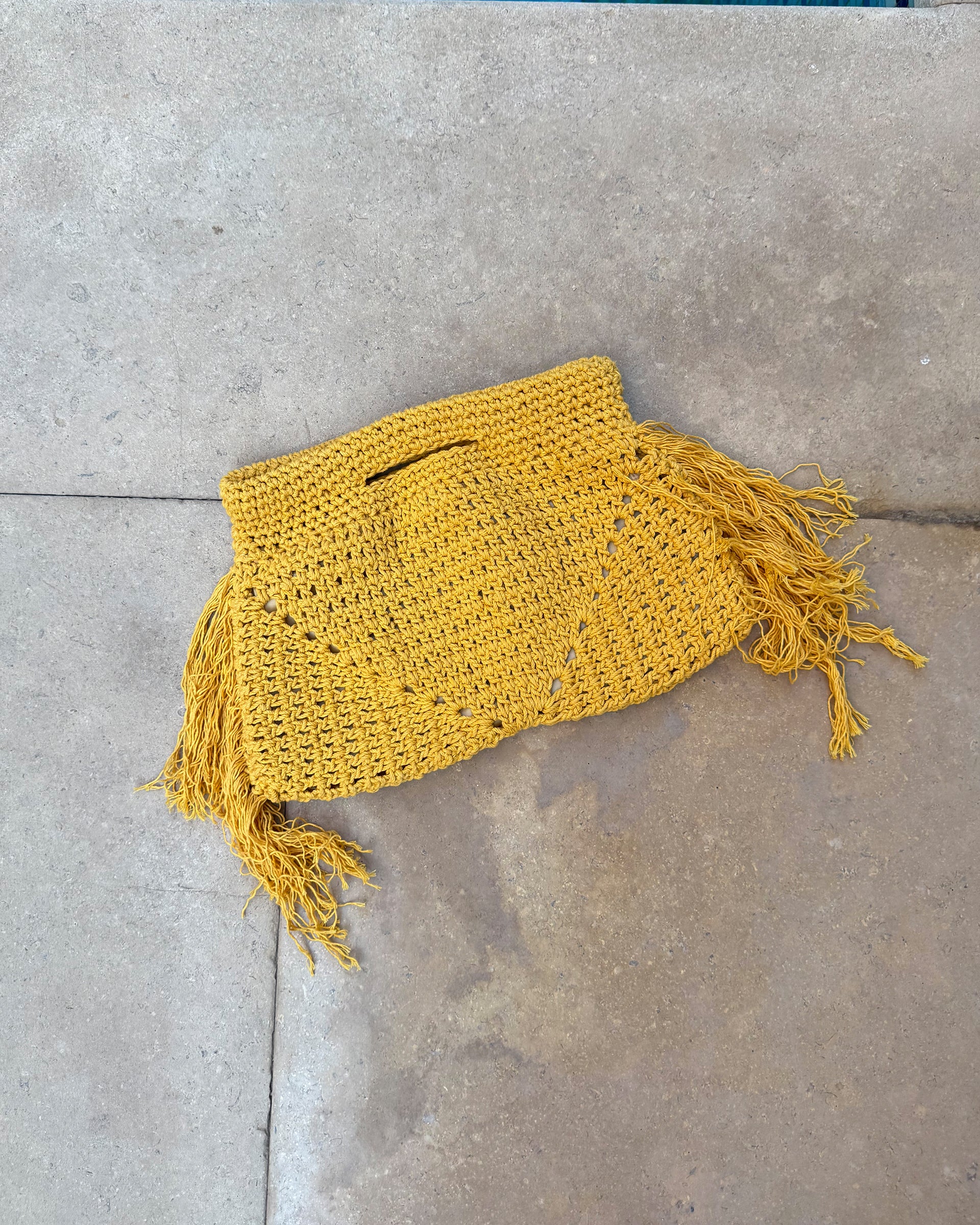 ESENIA CROCHET BAG